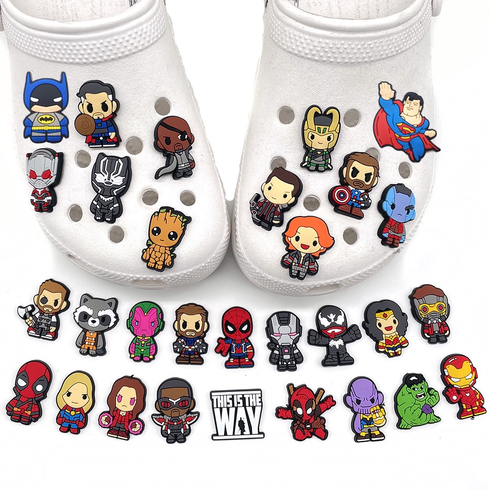 ภาพหน้าปกสินค้าเข็มกลัด ลายการ์ตูน Marvel Avengers Series croc jbt Captain America Iron Man Jibits สําหรับตกแต่งรองเท้า Crocs