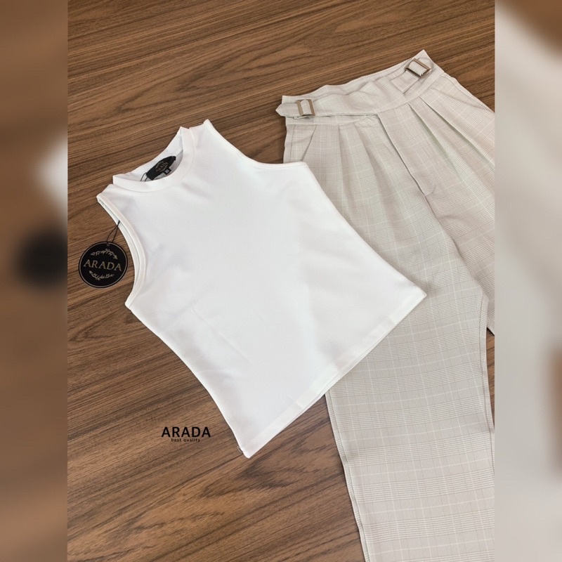 เซตเสื้อกล้ามสีขาว-กางเกงขายาวสีครีม-label-arada
