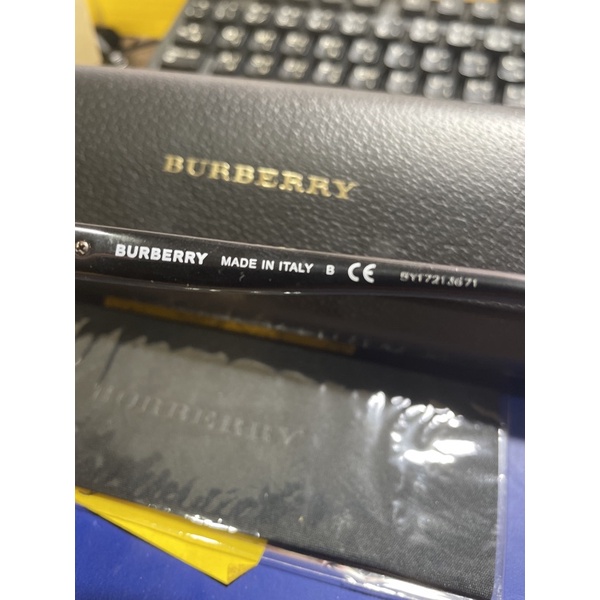 burberry-แท้100-ซื้อปี่ที่แล้วsize-55-16-145ใส่น้อยมาก