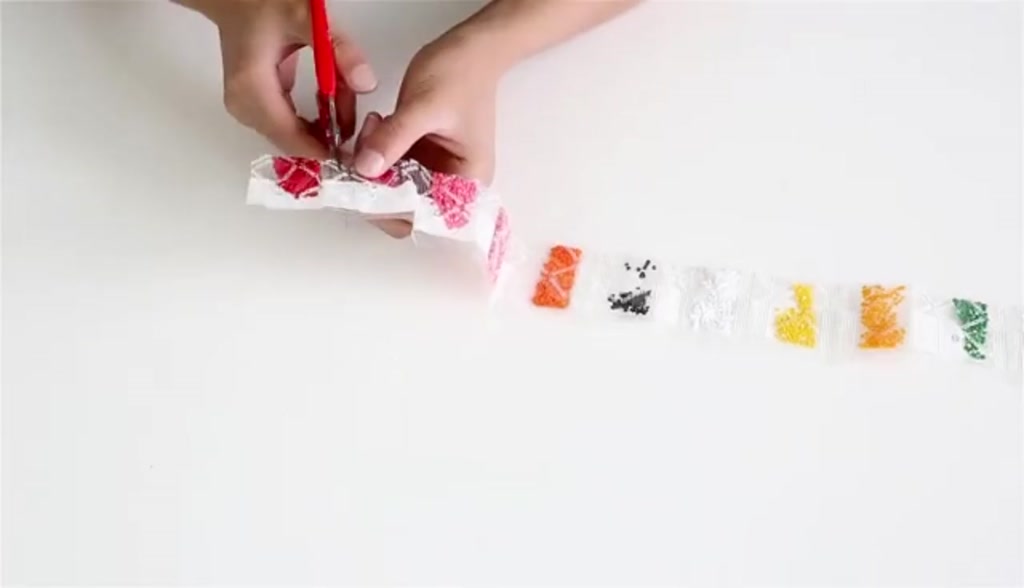 ของเล่นเด็ก-สติ๊กเกอร์-5d-diy-หมีสตอเบอรี่-diamond-painting-sticker-งานฝีมือ-ฝึกทักษะ-สมาธิ-ครอสติสคริสตัล-ลายการ์ตูน