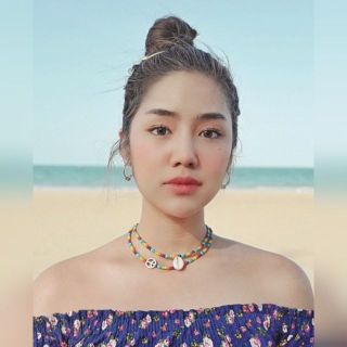 ภาพหน้าปกสินค้า🌈 Vivid Rainbow Shell / Peace Choker ⛱️ สร้อยหอย สร้อยลูกปัดสีรุ้งจี้หอย สร้อยสมายลี่ สร้อยไปทะเล ภาพถ่ายจากสินค้าจริง ที่เกี่ยวข้อง