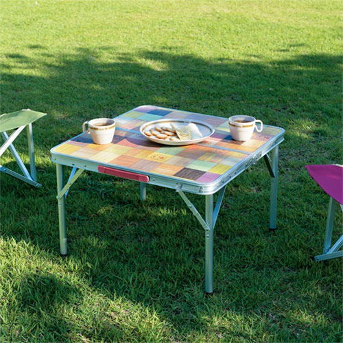 Coleman Natural Mosaic Living Table 60 Plus โต๊ะพับอลูมิเนียมแคมป์