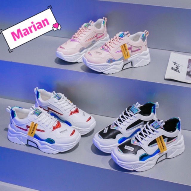 ภาพหน้าปกสินค้าNEW  Marian รองเท้าผ้าใบ รองเท้าแฟชั่นผู้หญิง เสริมส้น 5 ซม. มี3สี ชมพู ฟ้า ดำ201 พร้อมส่ง