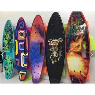 สเก็ตบอร์ดสำหรับเด็ก skateboard สเก็ตบอร์ด 4 ล้อ ลายการ์ตูน สำหรับอายุ 4-10 ปี