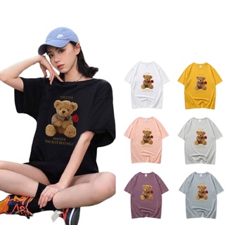 เสื้อยืด- 🍓Olivia🍓🐻เสื้อยืดคอกลม แขนสั้น สีพื้น สกรีนลาย ตุ๊กตาหมี ผ้าคอตตอน นิ่มใส่สบาย🐻 #9608
