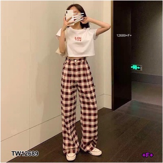 TW12689 Set 2 ชิ้น เสื้อครอปแขนสั้น ผ้าคอตตอนอกปักตัวหนังสือนูน + กางเกงขายาว เอวยืดหลัง ผ้าทอลายสก็อต กระเป๋าล้วง