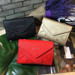  กระเป๋า CHARLES &amp; KEITH BOXY ENVELOPE BAG  (outlet)