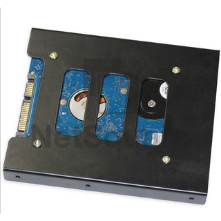 ภาพขนาดย่อของภาพหน้าปกสินค้าถาดแปลง SSD HDD Tray โลหะ เหล็ก 2.5 นิ้ว เป็น 3.5 สีดำ พร้อมน็อต จากร้าน tewichtete31 บน Shopee ภาพที่ 1