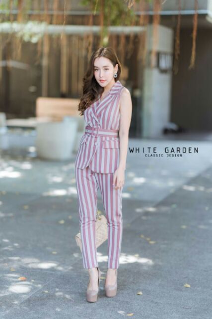 ชุดเซต-เสื้อคอปกแขนกุด-กก-ทรงกระบอกและเข็มขัดเข้าเซต