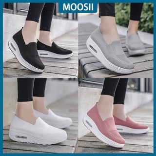 สินค้า Moosii รองเท้าผู้หญิง รองเท้าสลิปออนรองเท้ากีฬาลําลอง ระบายอากาศ ใส่สบาย พื้นทรงแบน  สําหรับผู้หญิง 3 สี ไซซ์ 35-40 MS0823
