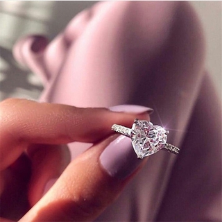 ภาพหน้าปกสินค้าแหวนหัวใจเพทาย แหวนที่สวยงามขนาดเล็กและใช้งานได้หลากหลาย แหวนผู้หญิง ที่เกี่ยวข้อง