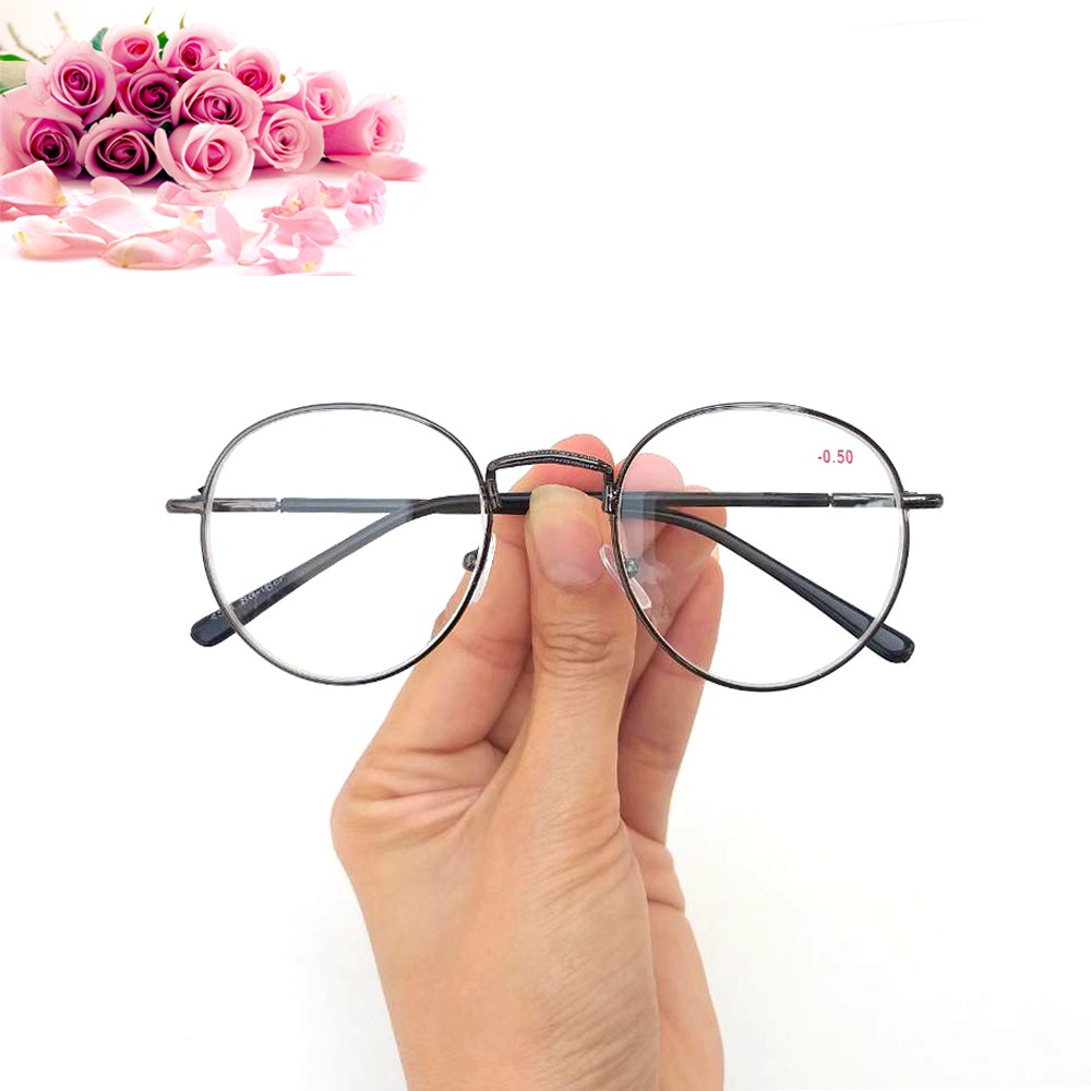 ภาพหน้าปกสินค้าแว่นสายตาสั้น - 0.50 ถึง 4.00 (4546) จากร้าน rose.646 บน Shopee