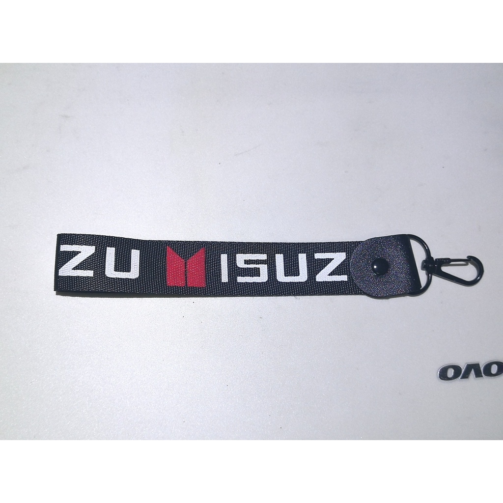 พวงกุญแจ-sport-พวงกุญแจยี่ห้อรถ-พวงกุญแจผ้าสกรีน-isuzu-สีดำ