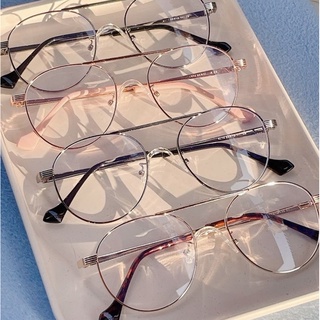 ภาพหน้าปกสินค้าแว่นตากรองแสงรุ่น Dear ✨ ทรงหยดน้ำมีคานแว่น แป้นจมูกใส เบาบาง ที่เกี่ยวข้อง