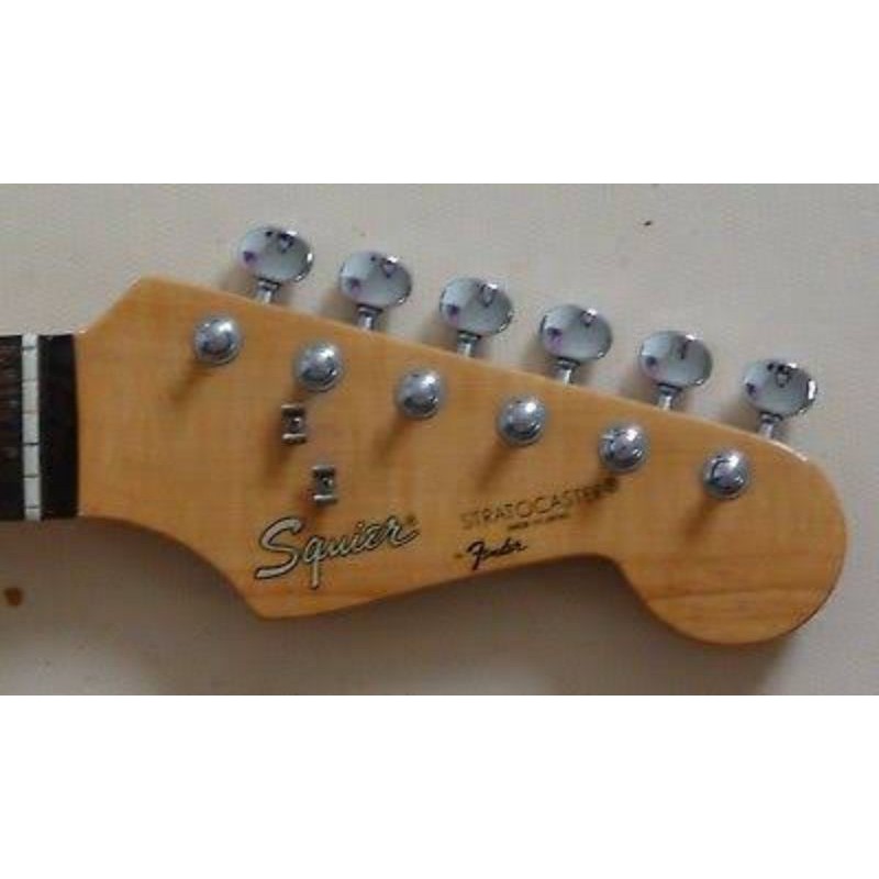 โลโก้-กีตาร์-squier-by-fender