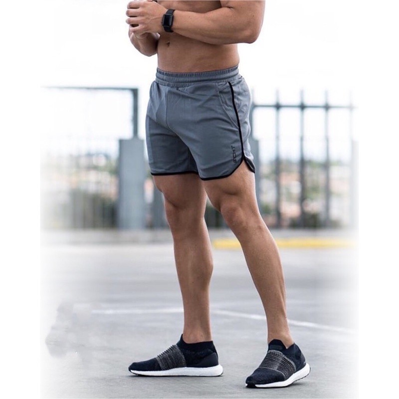 ภาพสินค้าพร้อมส่ง กางเกงวิ่ง กางเกงออกกำลังกาย กางเกงฟิตเนส กางเกงขาสั้นสำหรับผู้ชาย HT01 จากร้าน addict_underwears บน Shopee ภาพที่ 1