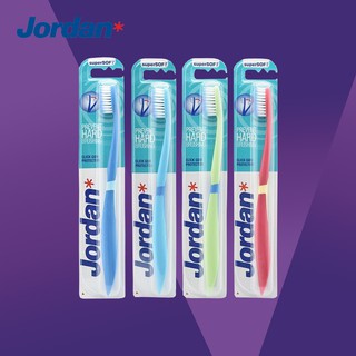 ภาพหน้าปกสินค้า​Jordan Click Gum Protector แปรงสีฟันที่ช่วยลดการแปรงฟันแรง แพ็ค 4 ชิ้น (4 pieces) ซึ่งคุณอาจชอบสินค้านี้