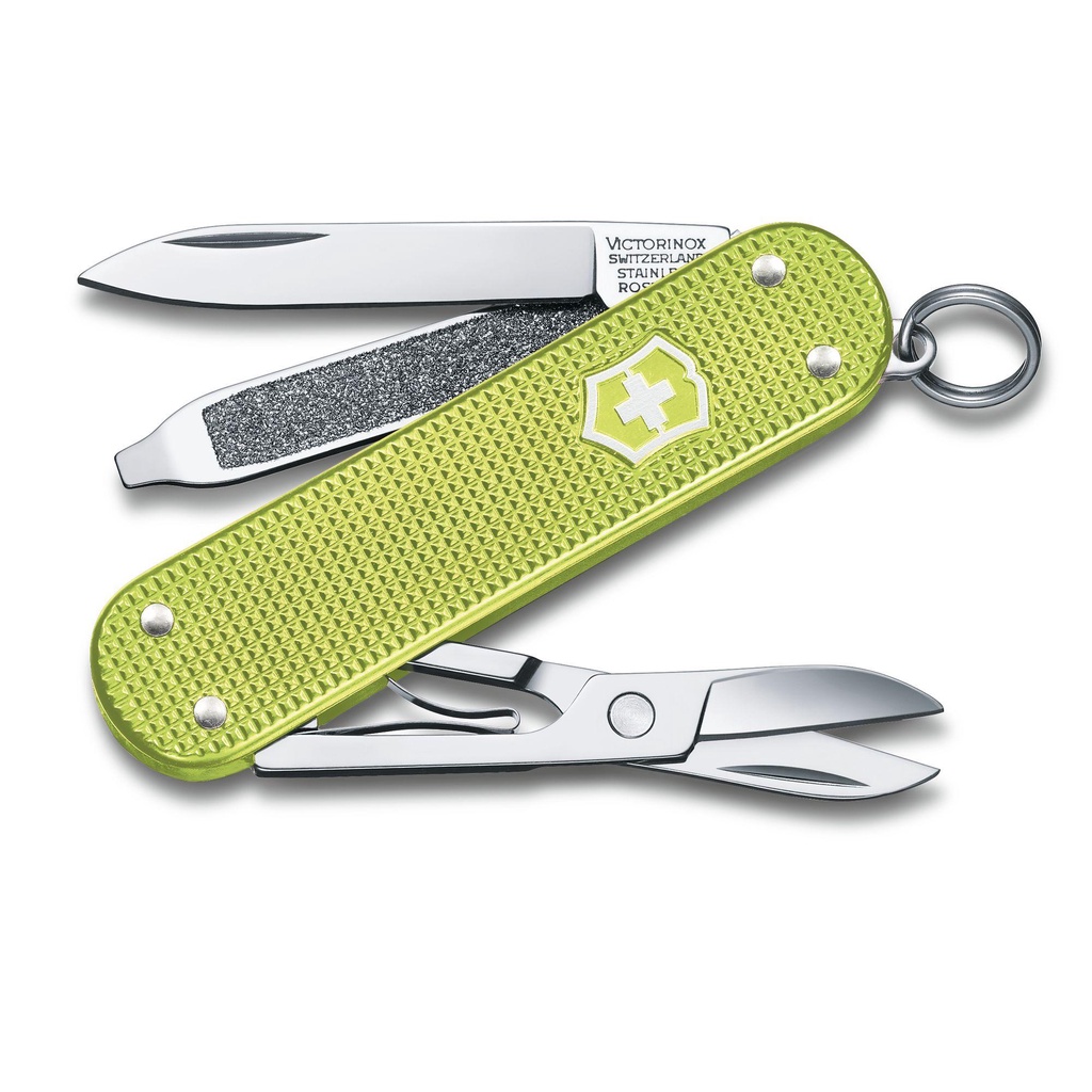 มีดพับ-victorinox-classic-sd-alox-lime-twist-0-6221-241g