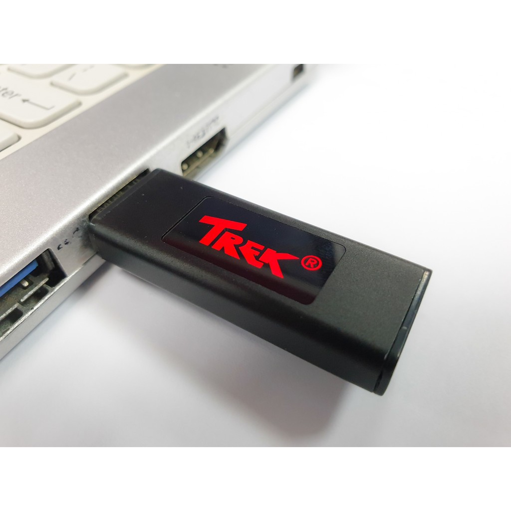 ภาพสินค้าTrek TD Pro Metal แฟลชไดร์ฟรุ่นพิเศษดูมีราคาและเรียบง่าย ใช้วัสดุระดับดี USB 3.1 Flash Drive 32GB/64GB LED จากร้าน thumbdriveplusth บน Shopee ภาพที่ 5