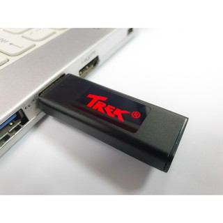 ภาพขนาดย่อของภาพหน้าปกสินค้าTrek TD Pro Metal แฟลชไดร์ฟรุ่นพิเศษดูมีราคาและเรียบง่าย ใช้วัสดุระดับดี USB 3.1 Flash Drive 32GB/64GB LED จากร้าน thumbdriveplusth บน Shopee ภาพที่ 5