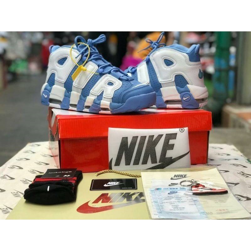 รองเท้าผ้าใบรุ่น-nike-uptempo