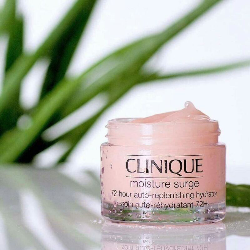 มอยเจอร์ไรเซอร์เนื้อเจลเข้มข้น-clinique-moisture-surge-72-hour-auto-replenishing-hydrator