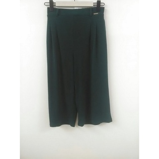 Guy Laroche Color Cozy Pants เกงเกงกีลาโรช ทรงWide Leg Crop Pants กางเกงสี่ส่วน สีเขียว (GQ33DR)