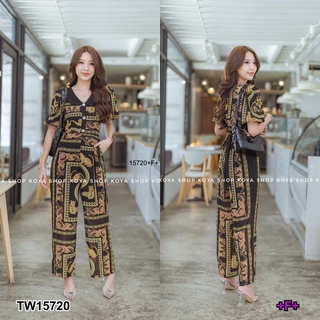 TW15720 Jumpsuit จั้มสูทขายาว คอบัวแขนพอง อกหน้าแต่งกระดุมสีทอง เนื้อผ้าไหมอิตาลีพิมลายกราฟฟิก ซิปหลังยาว เชือกผูกเอว