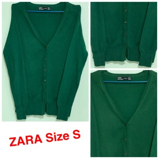 เสื้อผู้หญิง เสื้อยืดแขนยาวมือสอง สีเขียวเข้ม ของ ZARA  Size S