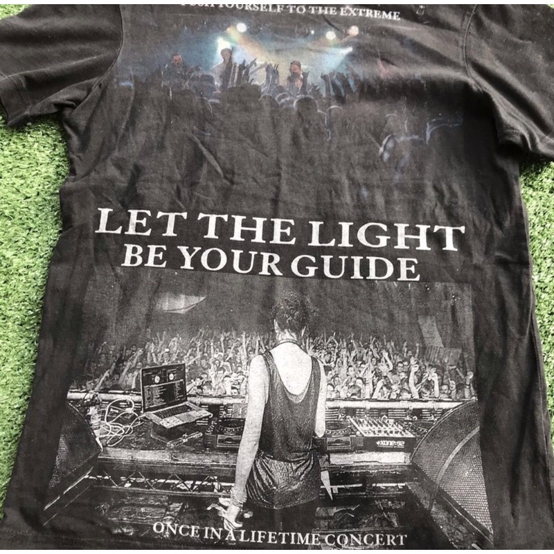 let-the-light-เสื้อยืด