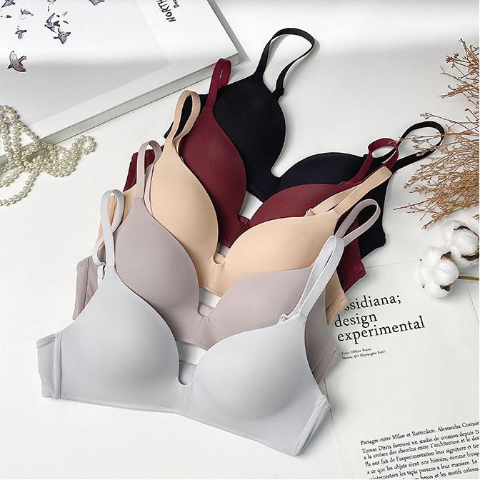 softbra-012-บราไร้โครง-ไร้ขอบ-เสื้อชั้นใน-ชุดชั้นใน-งานเนี๊ยบ-สวยหรู-ใส่แล้วอกสวย-ดูมแบบมีมิติ-by-vrna