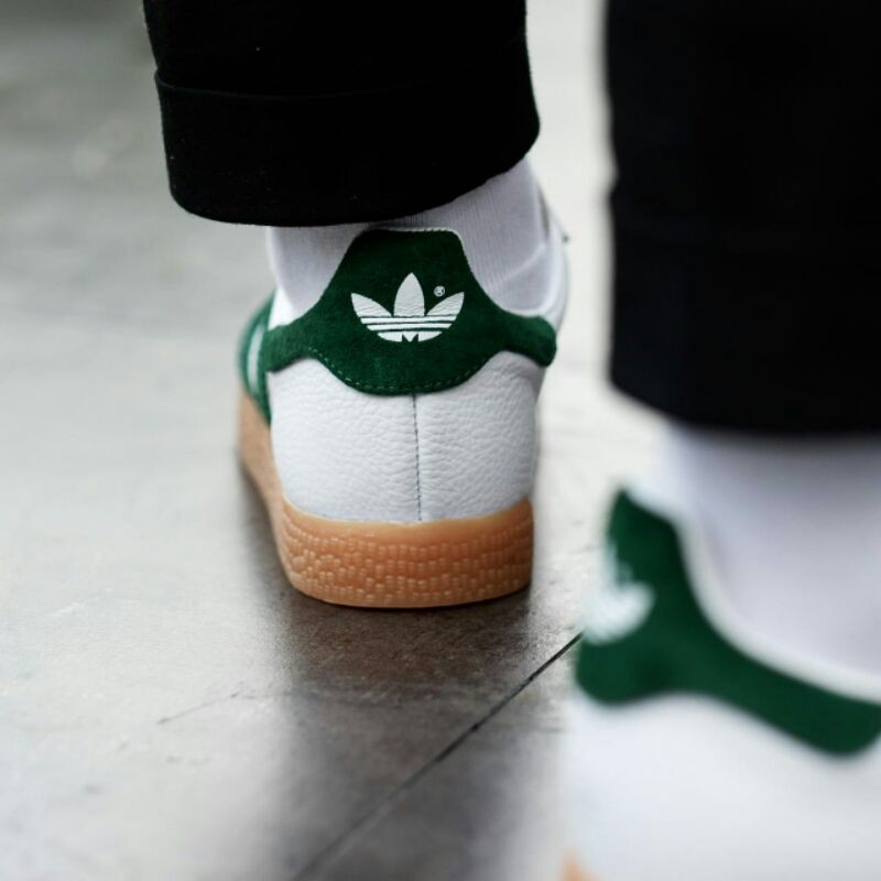 รองเท้าผ้าใบ-adidas-gazelle-สีขาวเขียว