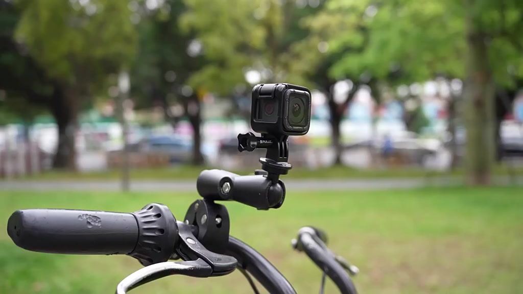 puluz-pu849b-แคลมป์หนีบจักรยานยนต์-แบบยืดหยุ่น-360-อุปกรณ์เมาท์ขาตั้งกล้อง-แบบหมุนได้-สําหรับติดแฮนด์มือจับรถกีฬา