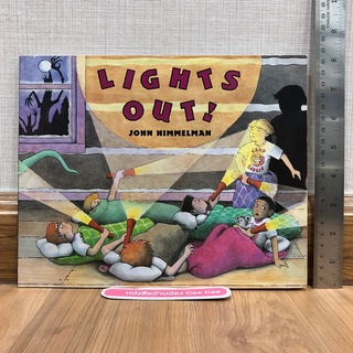 หนังสือนิทานภาษาอังกฤษ ปกอ่อน Lights Out!