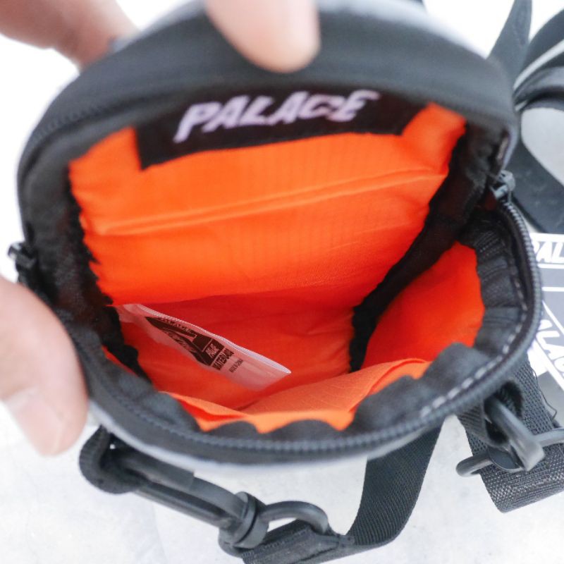 palace-deflecto-sling-sack-reflective-2019-palace-skateboards-วัสดุผ้า-polyester-reflective