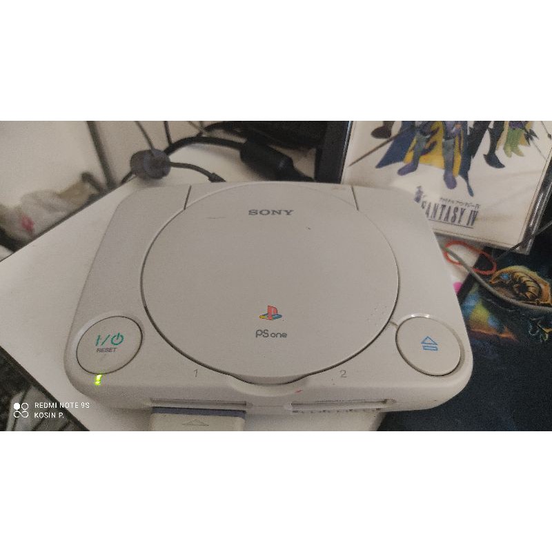 เครื่อง-sony-psone-playstation-แปลงเล่นก๊อป-เล่นอุปกรณ์ครบ-ใช้งานได้ปกติ-สินค้าดี-ไม่มีย้อมแมว