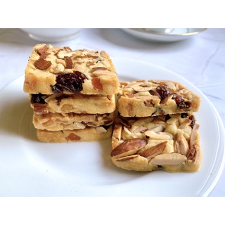 Cranberry Orange Almond Shortbread คุกกี้ชอร์ทเบรดแครนเบอร์รี่ ส้มและอัลมอนด์