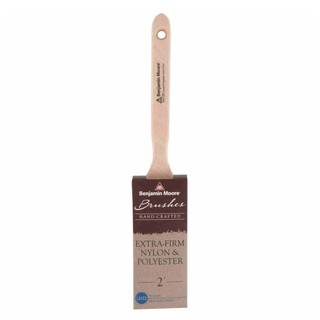 แปรงทาสีเกรดพรีเมียม รุ่น EXTRA-FIRM NYLON/POLYESTER FLAT SASH 2" (064820-017) ยี่ห้อ เบนจามินมอร์ Benjamin Moore