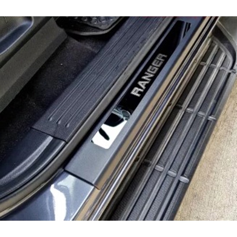 ชายบันได-ฟอร์ด-เรนเจอร์-ford-ranger-4-ประตู-ปี-2012-ปัจจุบัน-สีดำ-ไม่ขึ้นสนิม-สคัพเพลท-กันรอยข้างประตู-กาบข้างประตู