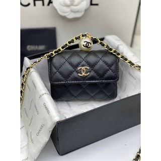 กระเป๋าสะพายข้าง CHANEL