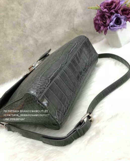 new-zara-croc-handle-bag-พร้อมส่งรุ่นใหม่ค่ะแท้-กระเป๋าถือ-ทรงสวย-หรู-มากค่ะ-หนังลายจรเข้-หนังนิ่มมากค่ะ