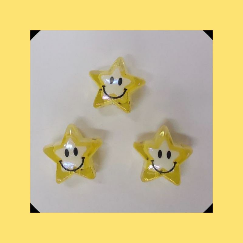 ภาพหน้าปกสินค้าลูกปัดรูปดาวยิ้ม ลูกปัดยิ้ม 30บาท(3ชิ้น) จากร้าน hirafashion01 บน Shopee