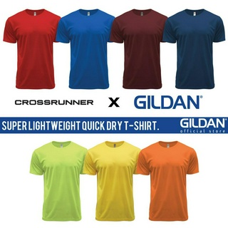 Gildan x CROSSRUNNER เสื้อยืดกีฬา ผ้าไมโครไฟเบอร์ แห้งเร็ว น้ําหนักเบา สําหรับผู้ชาย และผู้หญิง CRR7000