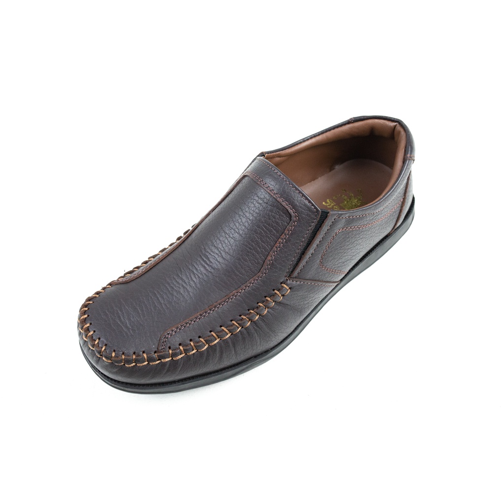ภาพหน้าปกสินค้าHEAVY SHOESรองเท้าแบบสวม PC6300 มี 2 สี ดำ น้ำตาล จากร้าน heavy_official_store บน Shopee