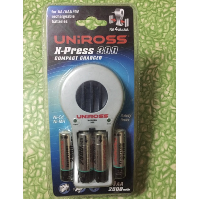 แท่นชาร์ตพร้อมถ่าน Uniross xpress 300 +4AA2500mAh Shopee Thailand