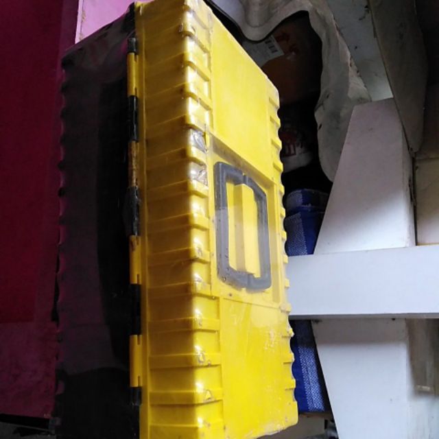 กล่องเครื่องมืิอพลาสติกสีเหลือง