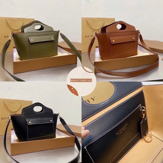 BS กระเป๋าสะพายข้าง blu Burberry Pocket  Compact Tote Bag