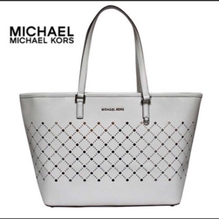 กระเป๋า michaelของใหม่ แท้นะคะ ซื้อมา10,000กว่า