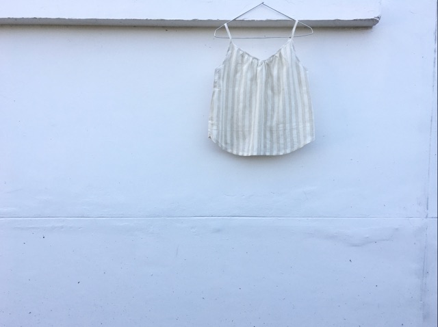 linen-tank-top-สีขาวออฟไวท์