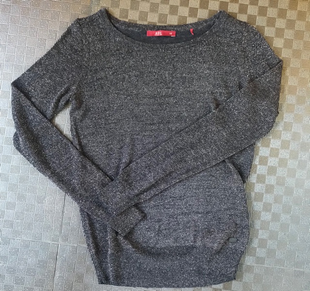 edc-by-esprit-sweater-เสื้อแขนยาว-สเวตเตอร์-สีดำทอง-อก-34